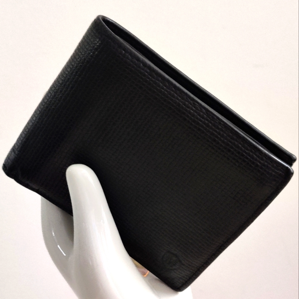 Massimo Dutti Bifold wallet in EUC - Picture 2 of 13